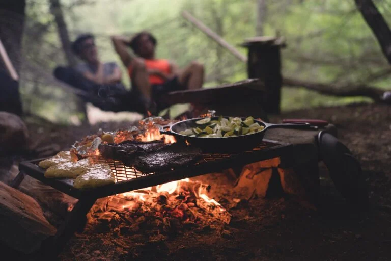 Lagerfeuer-Leckereien: 4 Einfache Und Nachhaltige Mahlzeiten Für Deine Outdoor-Küche